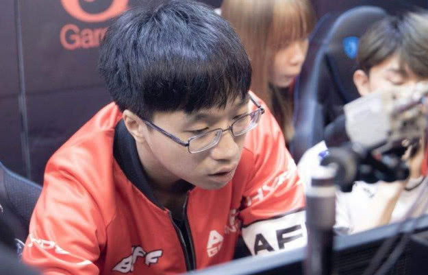 GIANTX 和 Paper Rex 在 VALORANT Champions 2025 的开幕日中取得胜利